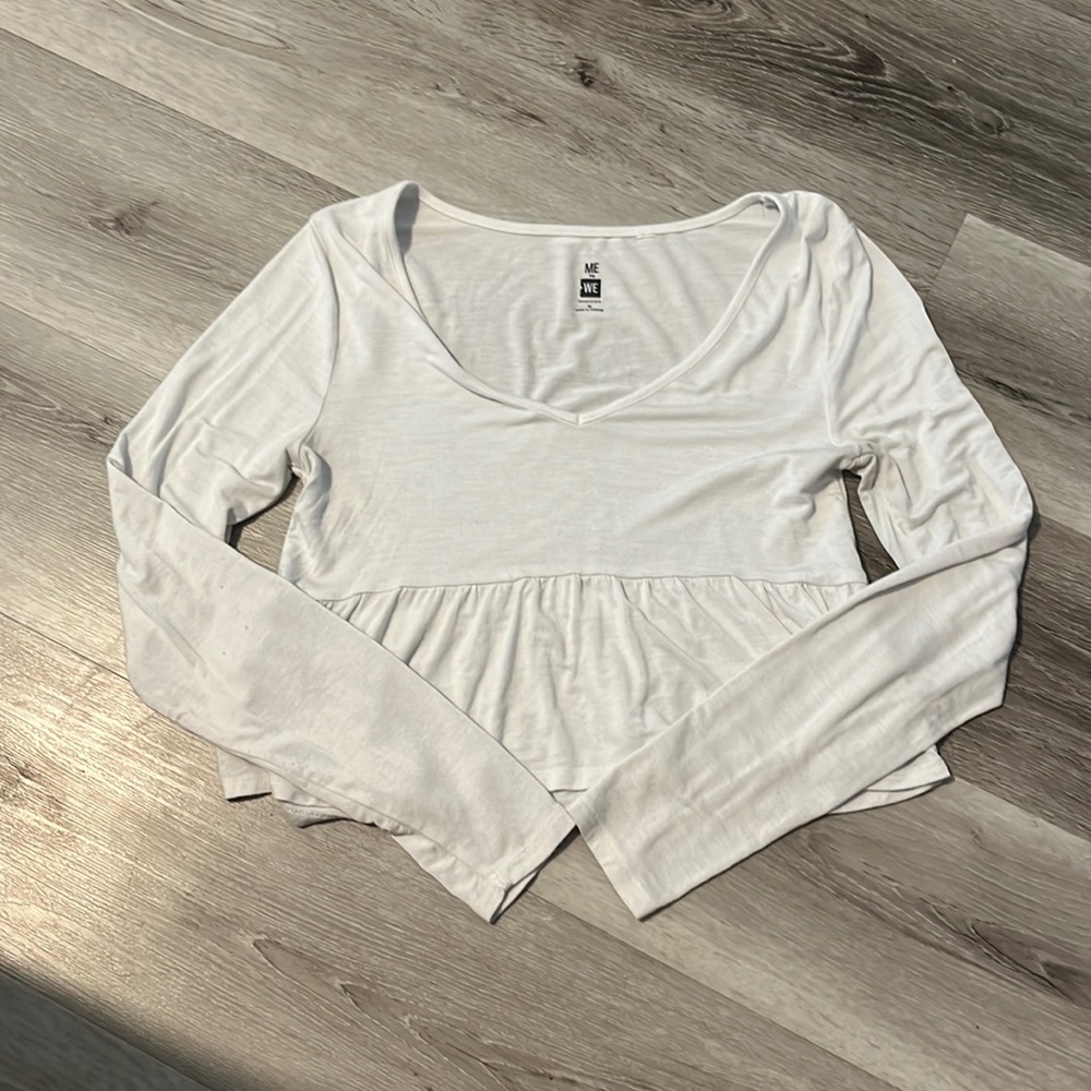 white cropped long sleeve